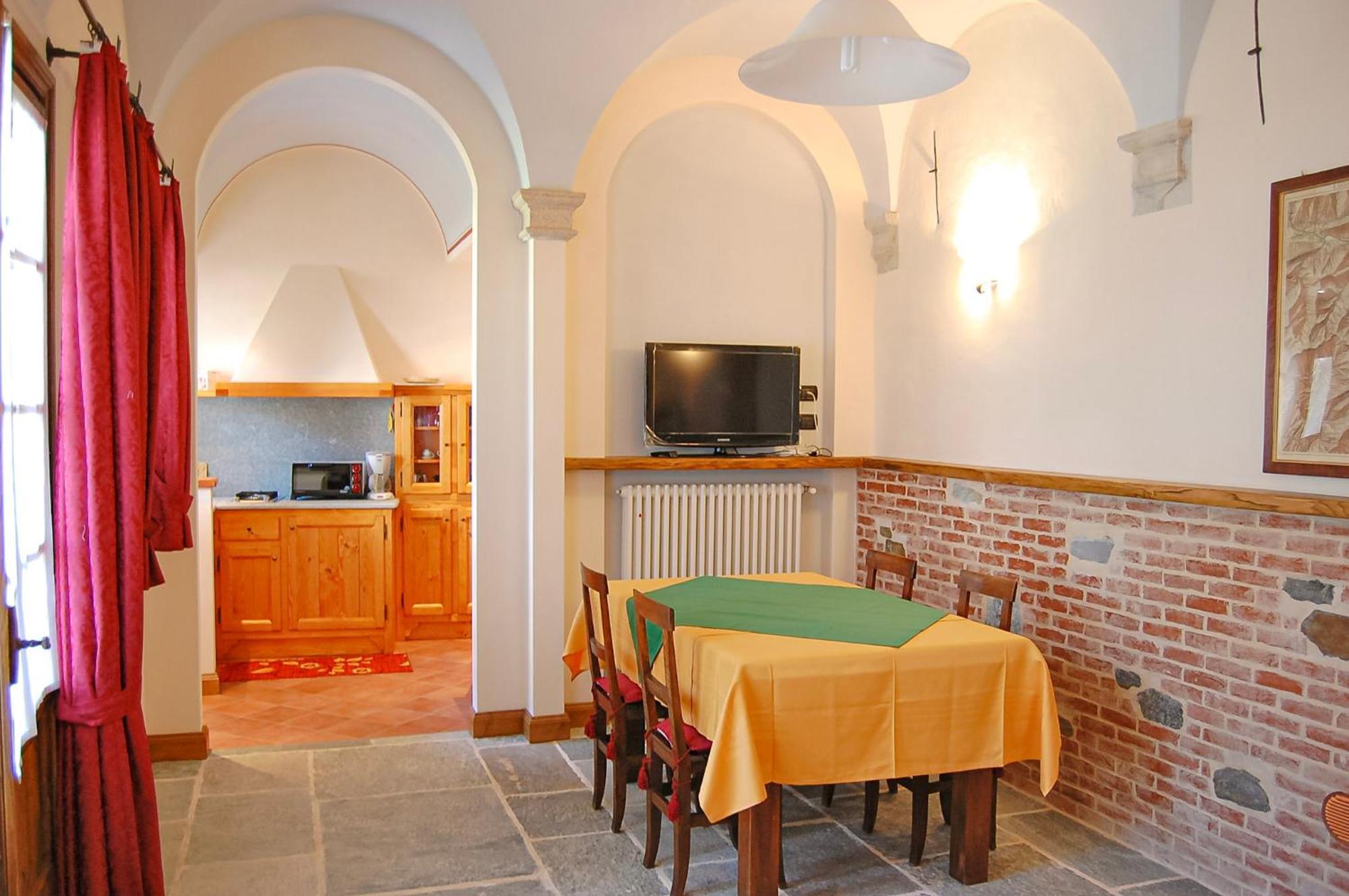 Casa Borgo Apartment Cannobio Exterior photo