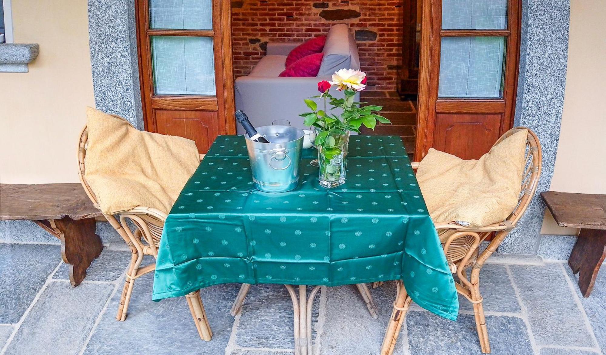 Casa Borgo Apartment Cannobio Exterior photo