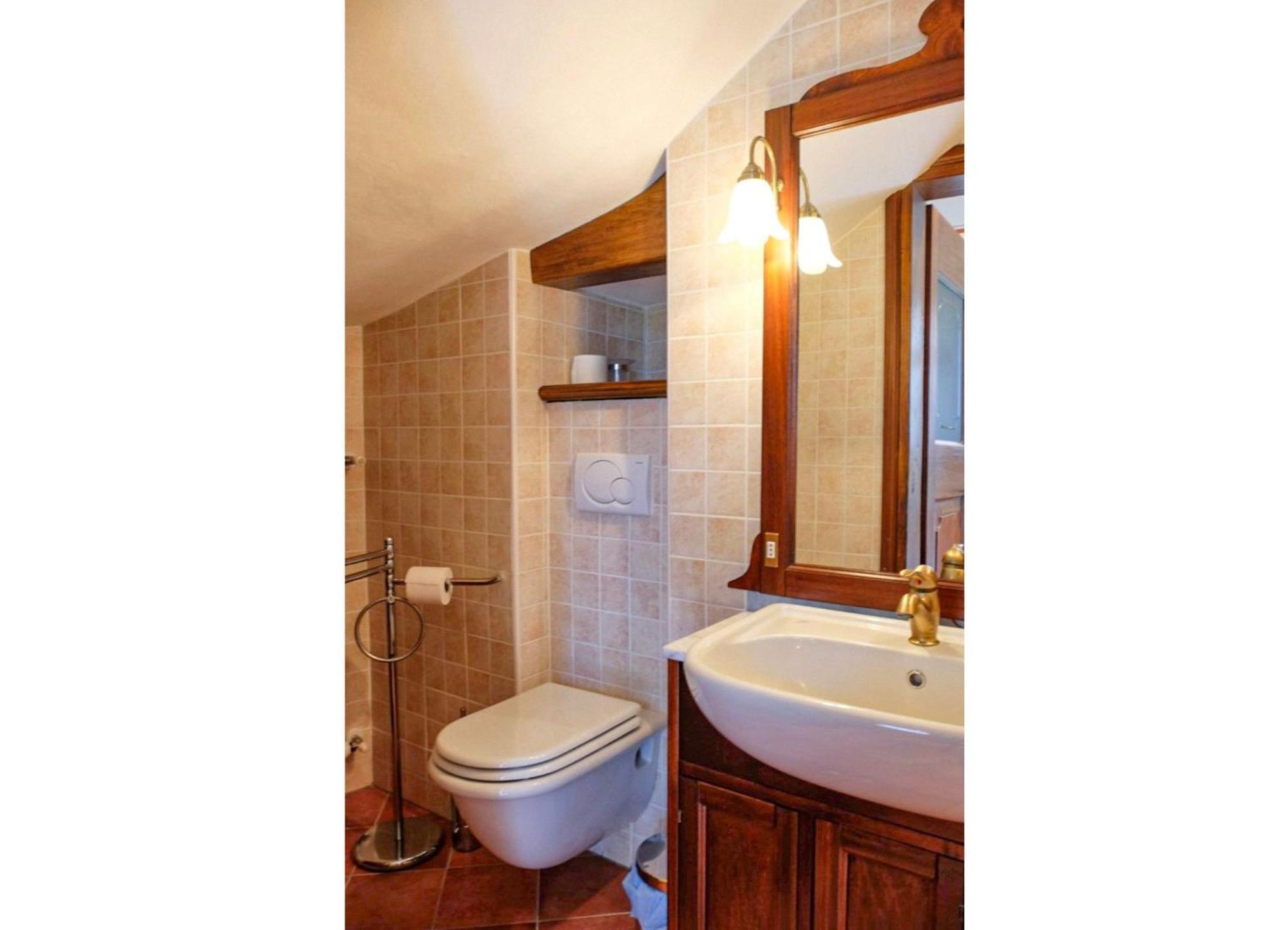 Casa Borgo Apartment Cannobio Exterior photo